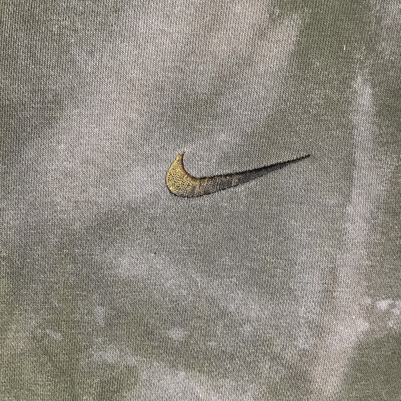 Nike Swoosh Custom  Bleach Tie-dye Hoodie Sweatshirt Upcycled Reworked SZ L - Picture 4 of 8